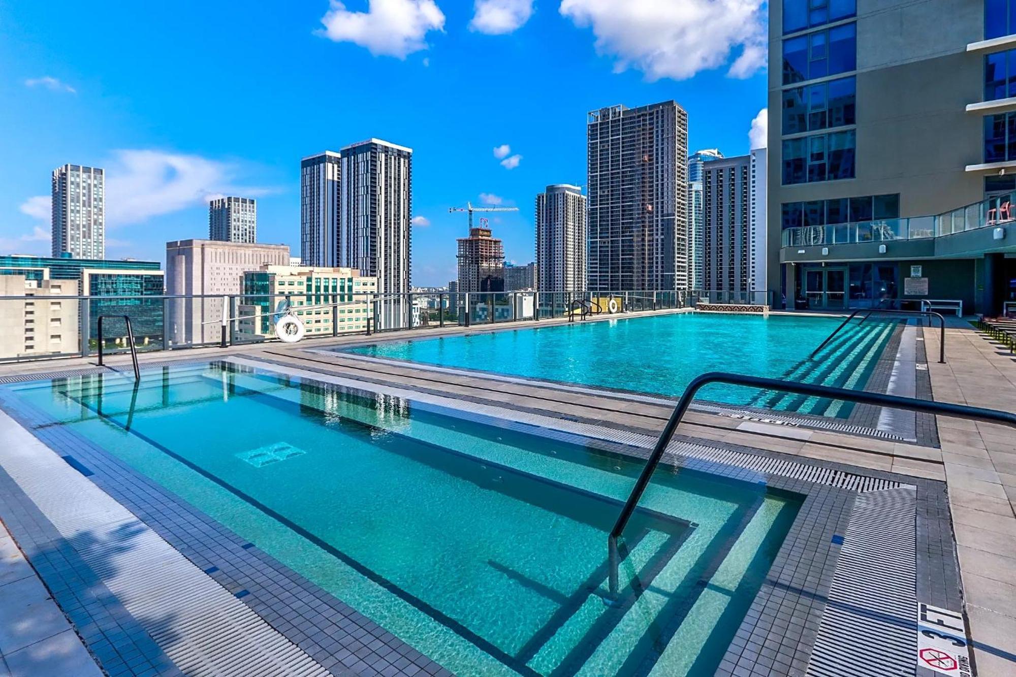 Dt Miami Exterior foto
